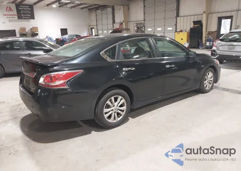 2014 Nissan Altima 2.5 S z USA, uszkodzony, nr VIN 1N4AL3AP4EC203672